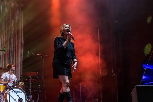 Die deutsche Sängerin Dilla (Amadea Ackermann) am dritten Tag des Highfield Festival 2026 südlich von Leipzig Highfield 2026 - Tag 3 - Dilla *** German singer Dilla Amadea Ackermann on the third day of the 2026 Highfield Festival, south of Leipzig Highfield 2026 Day 3 Dilla