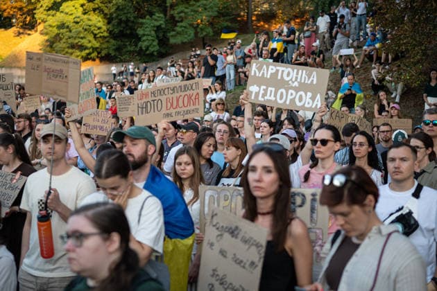 Thousands protest against dismissal of Ukrainian Defense Minister Fedorov in Kyiv KYIV, UKRAINE - AUGUST 16: Thousands attend a rally to protest the dismissal of the Defense Minister of Ukrainem Mykhailo Fedorov in Kyiv, Ukraine, on August 16, 2026. Mykhailo Fedorov was dismissed from the post of the Defense Minister of Ukraine after six moinths at post by the President of Ukraine Volodymyr Zelenskyi in June, 2026 and this decision sparked protests across Ukraine that continue since then. Danylo Antoniuk Anadolu Kyiv Ukraine. Editorial use only. Please get in touch for any other usage.  Copyright: x2026xAnadoluxDanyloxAntoniukx