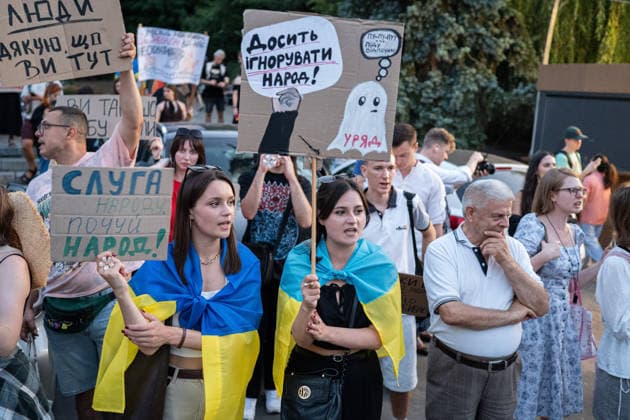 Thousands protest against dismissal of Ukrainian Defense Minister Fedorov in Kyiv KYIV, UKRAINE - AUGUST 16: Thousands attend a rally to protest the dismissal of the Defense Minister of Ukrainem Mykhailo Fedorov in Kyiv, Ukraine, on August 16, 2026. Mykhailo Fedorov was dismissed from the post of the Defense Minister of Ukraine after six moinths at post by the President of Ukraine Volodymyr Zelenskyi in June, 2026 and this decision sparked protests across Ukraine that continue since then. Danylo Antoniuk Anadolu Kyiv Ukraine. Editorial use only. Please get in touch for any other usage.  Copyright: x2026xAnadoluxDanyloxAntoniukx