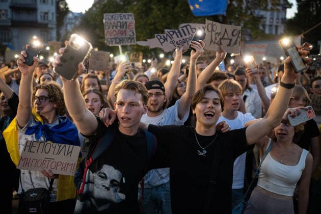 Thousands protest against dismissal of Ukrainian Defense Minister Fedorov in Kyiv KYIV, UKRAINE - AUGUST 16: Thousands attend a rally to protest the dismissal of the Defense Minister of Ukrainem Mykhailo Fedorov in Kyiv, Ukraine, on August 16, 2026. Mykhailo Fedorov was dismissed from the post of the Defense Minister of Ukraine after six moinths at post by the President of Ukraine Volodymyr Zelenskyi in June, 2026 and this decision sparked protests across Ukraine that continue since then. Danylo Antoniuk Anadolu Kyiv Ukraine. Editorial use only. Please get in touch for any other usage.  Copyright: x2026xAnadoluxDanyloxAntoniukx