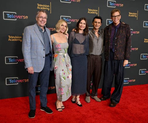 Televerse 2026 - Day 3 Vince Gilligan, Rhea Seehorn, Karolina Wydra, Carlos Manuel Vesga and Jeff Hiller arriving to Televerse 2026 - Day 3 held at the JW Marriot Hotel on August 16, 2026 in Los Angeles, CA. Los Angeles JW Marriot Hotel at L.A. Live California USA Copyright: xLeexWattx xAFF-USA.COMx