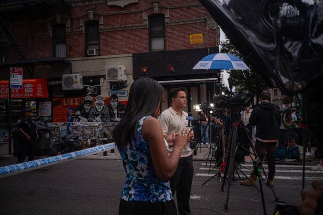 August 17, 2026, New York, Ny, United States: Police and media on scene of a stabbing and police involved shooting on Ludlow Street in the Lower East Side of Manhattan in New York City on Saturday, August 16, 2026. New York United States - ZUMAt177 20260817_znp_t177_003 Copyright: xJohnxTaggartx