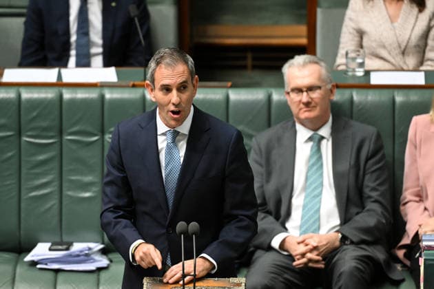QUESTION TIME, Australian Treasurer Jim Chalmers speaks during Question Time in the House of Representatives at Parliament House in Canberra, Monday, August 17, 2026. ( NO ARCHIVING CANBERRA AUSTRALIAN CAPITAL TERRITORY AUSTRALIA  Copyright: xLUKASxCOCHx 20260817155079464389