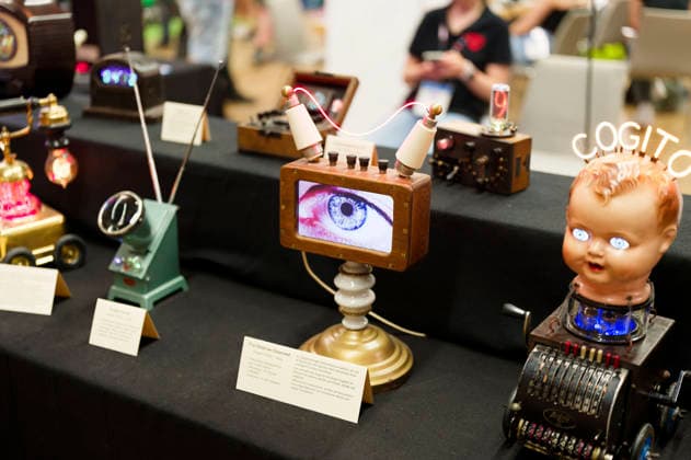 Maker Faire 2026 im Hannover Congress Centrum. Die Maker Faire ist ein familienfreundliches Mitmach-Festival für Technik, Erfindungen und kreatives Selbermachen. Sie verbindet die Elemente einer Wissenschaftsmesse, eines Jahrmarkts und eines Zukunftslabors. Erfinder, Bastler, Künstler und Start-ups zeigen dort ihre selbstgebauten Projekte vom Roboter über 3D-Druck bis hin zu Kunst und Handwerk. Im Vordergrund stehen das Ausprobieren, Mitmachen und der Ideenaustausch für alle Altersgruppen. Hannover, 16.08.2026 *** Maker Faire 2026 at the Hannover Congress Centrum. Maker Faire is a family-friendly, hands-on festival celebrating technology, inventions, and creative DIY projects. It combines elements of a science fair, a carnival, and Foto:xK.xRichter xFuturexImagex makerfaire_6845