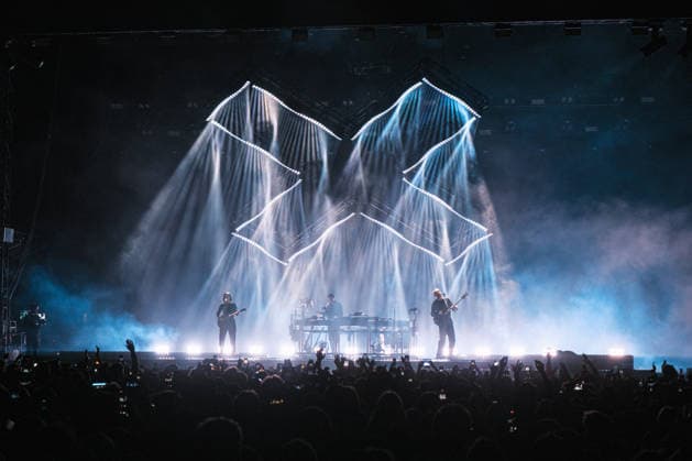 The XX Copenhagen, Denmark. 15th, August 2026. The English indie electronica band The XX performs a live concert during the Danish music festival Syd For Solen 2026 in Copenhagen. Here guitarist and singer Romy Madley Croft is seen live on stage with bass player Oliver Sim and musik producer Jamie XX. Denmark, Copenhagen  Copyright: xGonzalesxPhoto FlemmingxBoxJensenx