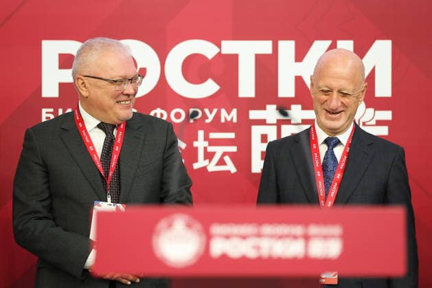 RUSSIA, REPUBLIC OF TATARSTAN - AUGUST 17, 2026: Alexander Sokolov (L), Kirov Region Governor, and Alexander Babakov, Vice Speaker of the Russian State Duma, attend a ceremony to open the 2026 Russia-China Business Forum titled Sprouts: Russia and China Mutually Beneficial Cooperation and held at the Kazan Expo International Exhibition Centre in Bolshiye Kabany, southeast of Kazan. TASS Host Photo Age Russia  - ZUMAt113 20260817_zaa_t113_027 Copyright: xYegorxAleyevx