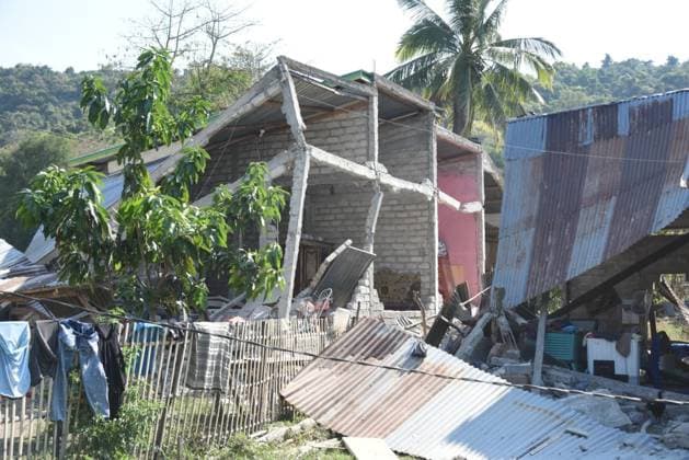 7.7-magnitude earthquake in Indonesia kills 55, injures 132 EAST MANGGARAI, INDONESIA - AUGUST 17: (----EDITORIAL USE ONLY - MANDATORY CREDIT - INDONESIAN NATIONAL SEARCH AND RESCUE AGENCY (BASARNAS) HANDOUT - NO MARKETING NO ADVERTISING CAMPAIGNS - DISTRIBUTED AS A SERVICE TO CLIENTS----) Search and rescue personnel search for and evacuate victims in Satar Kampas village, Lamba Leda district, one of the hardest-hit areas of East Manggarai Regency in East Nusa Tenggara, three days after a magnitude 7.7 earthquake struck the region, as authorities report 55 deaths and 132 injuries as of 3 p.m. local time, bringing the total number of casualties to 187, in East Manggarai, Indonesia, on August 17, 2026. Basarnas Handout Anadolu East ma  Copyright: x2026xAnadoluxBasarnasx xHandoutx