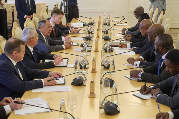 RUSSIA, MOSCOW - AUGUST 17, 2026: Sergei Lavrov (3rd L), Foreign Minister of Russia, and his counterpart Samuel Okudzeto Ablakwa (4th R) of Ghana hold a bilateral meeting at the Reception House of the Russian Foreign Ministry. Sergei Karpukhin TASS  96296751