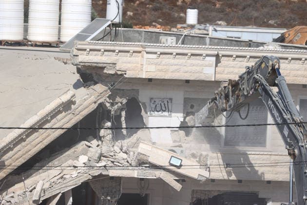 Israeli forces demolish two-story Palestinian house in East Jerusalem EAST JERUSALEM - AUGUST 17: A view of the damage and rubble after Israeli forces demolished a two-story Palestinian-owned residential building in Qalandiya town, northwest of East Jerusalem, on August 17, 2026. The demolition left at least 15 Palestinians homeless. Issam Rimawi Anadolu Jerusalem Israel. Editorial use only. Please get in touch for any other usage.  Copyright: x2026xAnadoluxIssamxRimawix