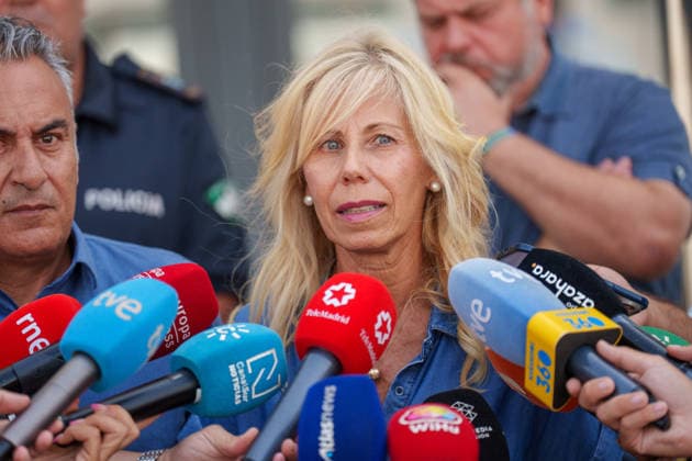 Two women—one of whom was pregnant—and a minor were shot and killed in the middle of the street in Isla Cristina, Huelva. The Government Subdelegate in Huelva, María José Rico Cabrera, spoke to the media to report on yesterday’s shooting in which three people were killed. On August 17, 2026, in Isla Cristina, Huelva, Andalusia, Spain, three people—a 39-year-old woman who was eight months pregnant, another 62-year-old woman, and a 16-year-old minor died this Sunday as a result of a shooting in the El Rocío neighborhood of Isla Cristina, Huelva, which may be related to the one that left one man dead and another wounded in 2024 in the El Torrejón neighborhood of Huelva city. August 17, 2026 Francisco J Isla Cristina, Huelva, Andalusia Isla Cr  Copyright: xFranciscoxJ.xOlmox 7718381