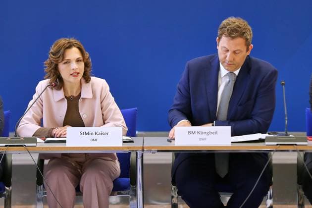 Berlin, Deutschland, 17.08.2026: Bundesfinanzministerium: Branchendialog Ost: Start-ups und Scale-ups: Ostbeauftragte Elisabeth Kaiser (SPD) und Bundesminister der Finanzen Lars Klingbeil (SPD) *** Berlin, Germany, August 17, 2026 Federal Ministry of Finance Industry Dialogue: Eastern Germany—Startups and Scale-ups; Elisabeth Kaiser (SPD), Commissioner for Eastern Germany; and Lars Klingbeil (SPD), Federal Minister of Finance Copyright: xdtsxNachrichtenagenturx dts_130322