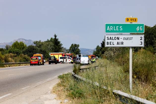 Military aircraft crash on the D113 near Salon-de-Provence PHOTOPQR LA PROVENCE Gilles BADER Marseille, August 17, 2026 Military aircraft crash on the D113 near Salon-de-Provence A military aircraft crashed in Salon-de Provence, in southern France, on August 17, following an incident during a training flight. Marseille, BDR France  Copyright: xPHOTOPQR LAxPROVENCE MAXPPPxGillesxBADERx 20260817PVL3035 20260817PVL3035