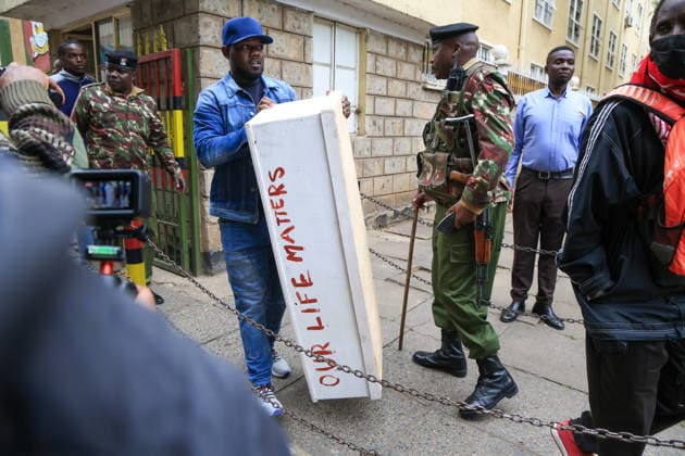 Demonstrators protest police conduct and disappearances in Kenya NAIROBI, KENYA - AUGUST 17: Security forces take measures during a protest outside the National Police Service headquarters in Nairobi, Kenya, on August 17, 2026. Demonstrators gathered to protest cases of brutality and enforced disappearances, calling for the resignation of Kenya s Inspector General of Police Douglas Kanja and demanding investigations into unresolved cases involving missing persons. Lucas Mukasa Anadolu Nairobi Kenya. Editorial use only. Please get in touch for any other usage.  Copyright: x2026xAnadoluxLucasxMukasax