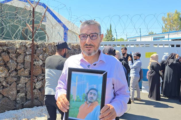 Families rally near UNDOF base in Syria demanding release of detainees QUNEITRA, SYRIA - AUGUST 17: Relatives of Syrians detained by Israeli forces, gathered outside the headquarters of the United Nations Disengagement Observer Force (UNDOF) in the village of Nabu al-Fawar, to stage a demonstration calling for the release of their loved ones in Quneitra, Syria on August 17, 2026. Hussain Almashael Anadolu Quneitra Syria. Editorial use only. Please get in touch for any other usage.  Copyright: x2026xAnadoluxHussainxAlmashaelx