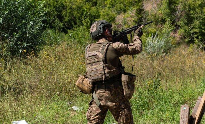Khartiia brigade trains to counter FPV drones on Ukraine s frontline KHARKIV OBLAST, UKRAINE - AUGUST 17: Members of the air defense unit of the Khartiia Brigade demonstrate training against FPV drones in Kharkiv Oblast, Ukraine, on August 17, 2026. Soldiers attach balloons to FPV drones and practice shooting them down during the exercise. The training aims to improve the ability of air defense and infantry personnel to counter FPV drones in real combat situations along the front lines. Carlo Bravo Anadolu Kharkiv Ukraine. Editorial use only. Please get in touch for any other usage.  Copyright: x2026xAnadoluxCarloxBravox