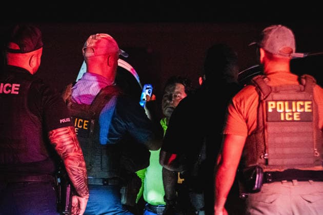 August 17, 2026, Fort Myers, Florida, USA: A coalition of law enforcement agencies which included IMMIGRATION AND CUSTOMS ENFORCEMENT (ICE) Enforcement and Removal Operations (ERO), Lee County SheriffÃ¢â‚¬â ¢s department and Fort Myers Police detain a man and place him in the custody of the federal government. Fort Myers USA  - ZUMAd256 20260817_znp_d256_012 Copyright: xDavexDeckerx