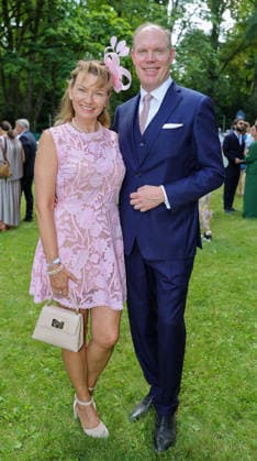 168. Henkel-Preis der Diana in Düsseldorf - DRRV Präsident Alexander Bethke-Jaenicke mit seiner Frau Kerstin *** 168th Henkel Preis der Diana in Düsseldorf: DRRV President Alexander Bethke Jaenicke with his wife Kerstin