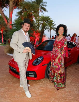 Remus Lifestyle Night 2026 - Barbara Wussow mit ihrem Sohn Nikolaus Fortell vor einem Porsche Paguera Hilton Galatzo Hotel Mallorca Spanien *** Remus Lifestyle Night 2026: Barbara Wussow with her son Nikolaus Fortell in front of a Porsche at the Paguera Hilton Galatzo Hotel in Mallorca, Spain