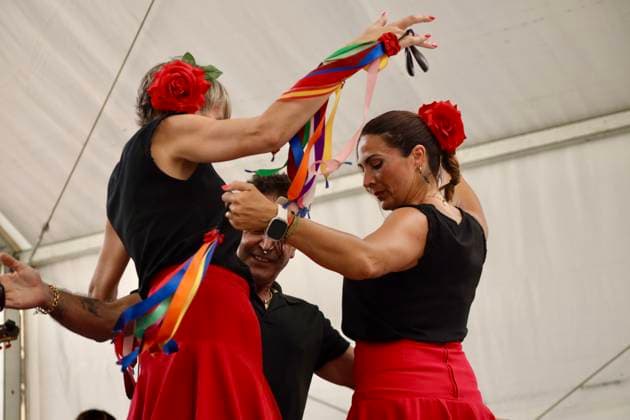 Scene at the 2026 Málaga Fair: Several women, dressed in traditional flamenco dresses, stroll through the Cortijo de Torres grounds during the Málaga Fair. August 17, 2026, in Málaga, Andalusia, Spain. The capital of the Costa del Sol celebrates its big week, during which locals and visitors gather to enjoy the festive atmosphere and the many activities the Feria has to offer. August 17, 2026, in Málaga, Andalusia, Spain Málaga, Andalusia, Spain Spain  Copyright: xÃlexxZeax 7718771