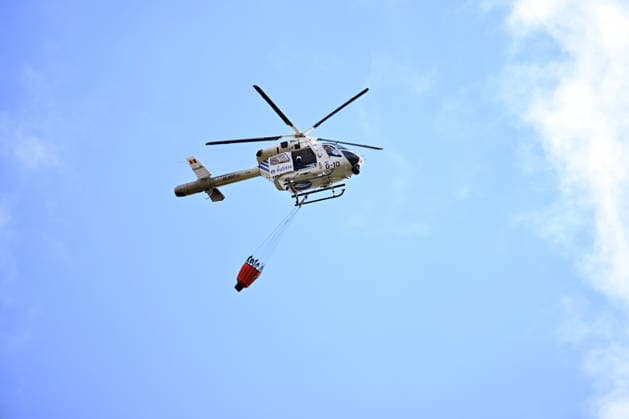 Forest fire continues in eastern Belgium HAUTES FAGNES, BELGIUM - AUGUST 17: A helicopter flies over the Hautes Fagnes region as firefighting crews continue to intervene while a forest fire continues to burn in eastern Belgium on August 17, 2026. The fire, which broke out on Friday, has affected approximately 3,000 hectares, while its spread has slowed compared with previous days. Dursun Aydemir Anadolu Brussels Belgium. Editorial use only. Please get in touch for any other usage.  Copyright: x2026xAnadoluxDursunxAydemirx