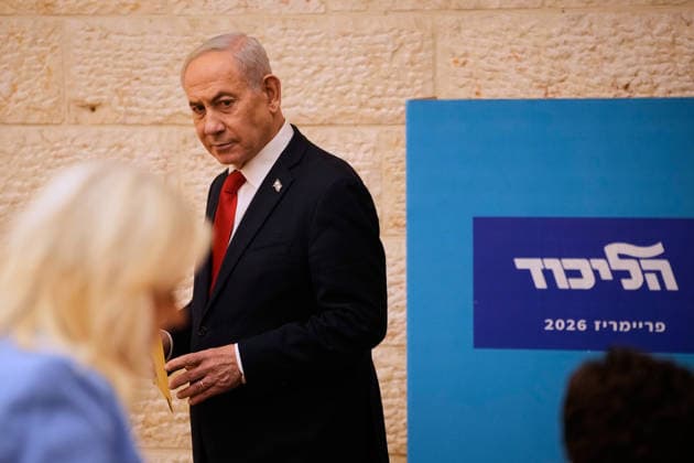 Israeli Prime Minister Benjamin Netanyahu, casts his ballot in his Likud party primary elections ahead of Israel s general election in October, in Jerusalem, Monday, August 17, 2026. Pool  ERX20260817204 OhadxZwigenberg