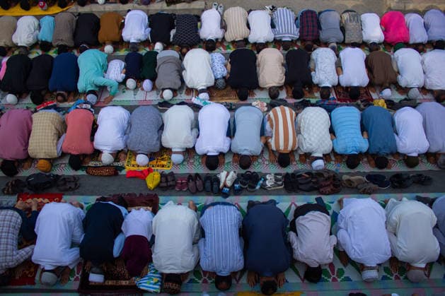 August 17, 2026, Srinagar, Jammu And Kashmir, Srinagar: Thousands of Muslims from across Kashmir gathered to offer annual congregational prayer called Khoja Digar on the 3rd month of the Islamic calendar, outside the shrine of Sufi Saint Khawaja Naqashband in Srinagar. Srinagar Srinagar - ZUMAs382 20260817_zip_s382_005 Copyright: xSyeedxShawlx