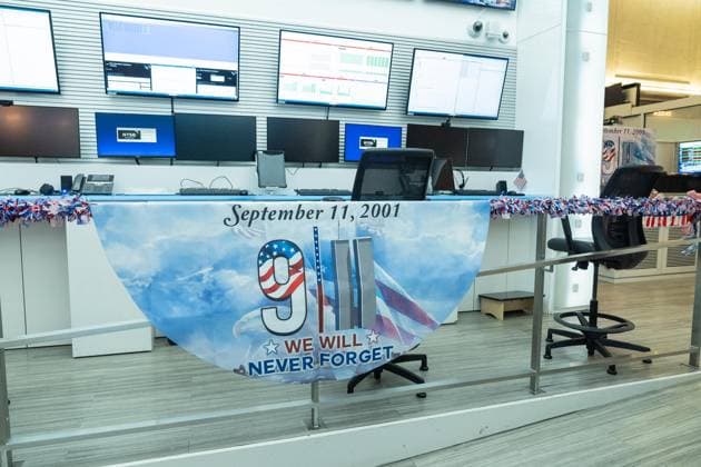 August 17, 2026, New York, New York, USA: Decorations to commemorate 25th anniversary of terrorist attack on World Trade Center on September 11, 2001 seen as Hims & Hers Health, Inc rings the opening bell at NYSE in New York, NY on August 17, 2026. Market at NYSE opened slightly low for both DOW Jones Industrial and S&P 500 amid uncertainty on price of commodities and overall political events in the US and around the world. New York USA  - ZUMAr339 20260817_znp_r339_005 Copyright: xLevxRadinx