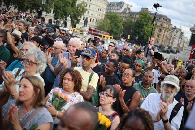 August 17, 2026, London, London, UK: London, UK. Mourners gather for a vigil for Professor Jason Arday in Trafalgar Square, central London. Jason Arday, a sociology professor at the University of Cambridge, was found dead at a home in Battersea on Friday, days after resigning amid plagiarism allegations. London UK  - ZUMAl94_ 20260817_zaf_l94_054 Copyright: xMarcinxNowakx