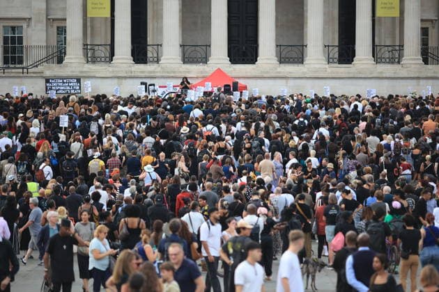 August 17, 2026, London, London, UK: London, UK. Mourners gather for a vigil for Professor Jason Arday in Trafalgar Square, central London. Jason Arday, a sociology professor at the University of Cambridge, was found dead at a home in Battersea on Friday, days after resigning amid plagiarism allegations. London UK  - ZUMAl94_ 20260817_zaf_l94_063 Copyright: xMarcinxNowakx
