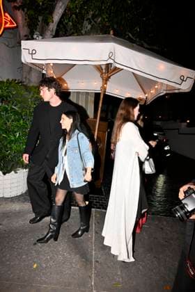 Inde Navarrette and boyfriend at Chareau Marmont for Dinner Inde Navarrette and boyfriend at Chareau Marmont in los Angeles for dinner on August 16, 2026. 17 Aug 2026 Pictured: Inde Navarrette and boyfriend at Chareau Marmont in los Angeles for dinner on August 16, 2026. Photo credit: twoeyephotos MEGA TheMegaAgency.com sales@mega.global  Copyright: xThexMegaxAgencyxtwoeyephotos MEGAx