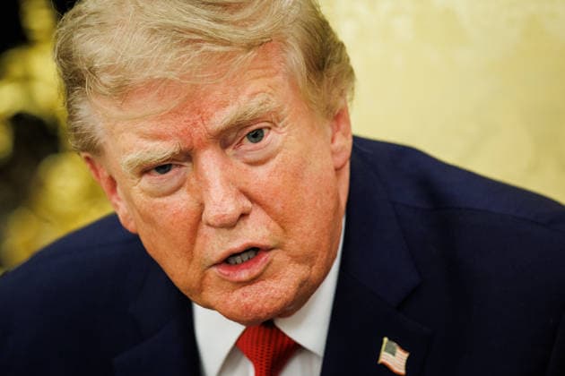 United States President Donald J Trump answers questions from reporters after meeting with Lifeguard Ryder Williams in the Oval Office of the White House in Washington, DC on August 17, 2026. Ryder Williams, a 16-year-old lifeguard, saved the life of 10-year-old Nathaniel Rai at Seabright Beach in Santa Cruz, California, on July 25. Copyright: xSamuelxCorumx xPoolxviaxCNPx MediaPunchx