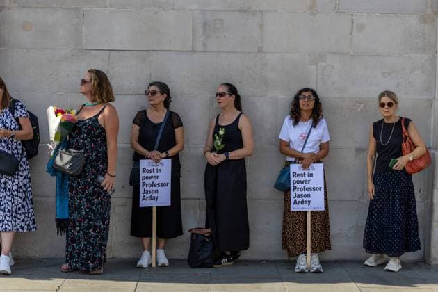 August 17, 2026, London, United Kingdom: Mourners gather for a vigil for Professor Jason Arday in Trafalgar Square..A vigil was organised by the campaign group Stand Up to Racism, after Professor Jason Arday was found dead at his home. He had resigned from his position as professor of sociology of education at Cambridge, amid accusations of plagiarism, which he denied. London United Kingdom - ZUMAs197 20260817_aaa_s197_133 Copyright: xPhilxLewisx