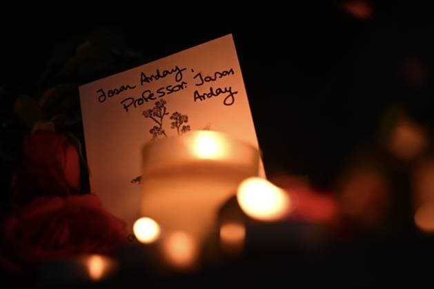 Memorial event held for academic Jason Arday in London LONDON, UNITED KINGDOM - AUGUST 17 : People participate in a memorial event for academic Jason Arday, lighting candles and laying flowers in his memory at Trafalgar Square in London, United Kingdom on August 17, 2026. Rasid Necati Aslim Anadolu London United Kingdom. Editorial use only. Please get in touch for any other usage.  Copyright: x2026xAnadoluxRasidxNecatixAslimx