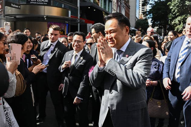 ANUTIN CHARNVIRAKUL AUSTRALIA VISIT, Prime Minister of Thailand Anutin Charnvirakul meets with the local Thai community during a visit to Thai Town in the Sydney CBD as part of his visit to Australia, Tuesday, August 18, 2026. ( NO ARCHIVING SYDNEY NEW SOUTH WALES AUSTRALIA  Copyright: xDANxHIMBRECHTSx 20260818133505612482