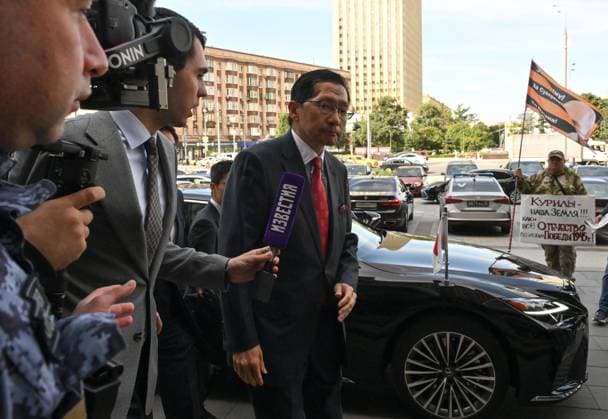 Russia Japan Ambassador 9223348 18.08.2026 Japanese Ambassador to Russia Akira Muto arrives at the Russian Foreign Ministry headquarters in Moscow, Russia. Muto was summoned to the ministry after Japan protested the Russian president s visit to Iturup Island. Ilya Pitalev Sputnik Moscow Russia  Copyright: xIlyaxPitalevx