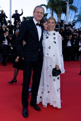 News from August 18, 2026: Mathilde Favier, Dior’s director of public relations, and her partner, film producer Nicolas Altmayer, died yesterday in a car accident in the Deux-Sèvres department. Nicolas Altmayer, Mathilde Favier walking the red carpet for the film Amarga Navidad at the 79th Cannes International Film Festival, May 19, 2026. Olivier Borde, Bestimage. Red carpet for Amarga Navidad at the 79th Cannes International Film Festival on May 19, 2026, in Cannes, France.  Copyright: xOLIVIERxBORDEx xBESTIMAGExOLIVIERxBORDEx xBESTIMAGEx