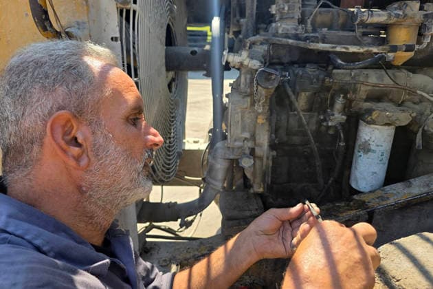 Palestinian Workers Repair Utility Facilities in Khan Younis Palestinian workers repair water and sewage facilities, generators and vehicles at a facility belonging to the Khan Younis municipality in Khan Younis, southern Gaza Strip, on August 18, 2026, in an effort to restore services damaged during the war. Shortages of fuel and generator oil threaten to halt municipal operations across the Gaza Strip, raising fears of a worsening water crisis, sewage overflows and the spread of disease among residents. Photo by Tariq Mohammad APA Images Khan Yunis Gaza Strip Palestinian Territory 180826_Khan_Yunis_TM_00(10) Copyright: xapaimagesxTariqxMohammad xapaimagesx