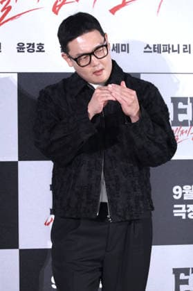 Stars and Director Gather for Tazza: Song of Beelzebub Production Press Conference in Seoul South Korean actor Kim Min-ho poses during a production press conference for the upcoming film Tazza: Song of Beelzebub in Seoul, South Korea, on August 18, 2026. Seoul South Korea  Copyright: xMatrixxImages JungxUi-Chelx