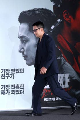 Stars and Director Gather for Tazza: Song of Beelzebub Production Press Conference in Seoul South Korean actor Byun Yo-han attends a production press conference for the upcoming film Tazza: Song of Beelzebub in Seoul, South Korea, on August 18, 2026. Seoul South Korea  Copyright: xMatrixxImages JungxUi-Chelx