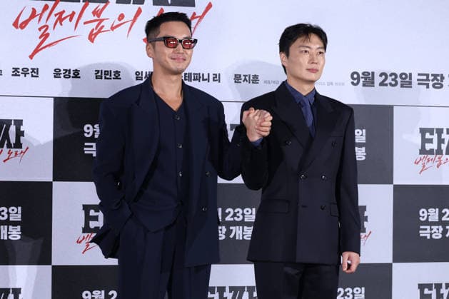 Stars and Director Gather for Tazza: Song of Beelzebub Production Press Conference in Seoul South Korean actors Byun Yo-han (L) and Roh Jae-won pose during a production press conference for the upcoming film Tazza: Song of Beelzebub in Seoul, South Korea, on August 18, 2026. Seoul South Korea  Copyright: xMatrixxImages JungxUi-Chelx