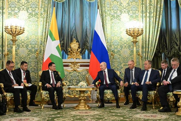 RUSSIA, MOSCOW - AUGUST 18, 2026: Min Aung Hlaing, President of Myanmar, and his counterpart Vladimir Putin (L-R centre) of Russia hold a meeting at the Moscow Kremlin. Alexei Nikolsky POOL TASS  96326016