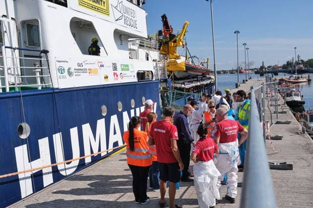 Humanity 1 docks in Ravenna with 73 migrants rescued in Mediterranean MARINA DI RAVENNA, ITALY AUGUST 18, 2026: The Humanity 1, a search-and-rescue vessel operated by German NGO SOS Humanity, docks at the port of Marina di Ravenna, Italy, on August 18, 2026, carrying 73 migrants rescued in the Mediterranean Sea during two operations on August 8 and 13. The group, mainly from Sudan and also including people from Somalia and South Sudan, included 17 minors. Marina di Ravenna Italy Copyright: x xLorenzoxPasinix xJNAxPressx