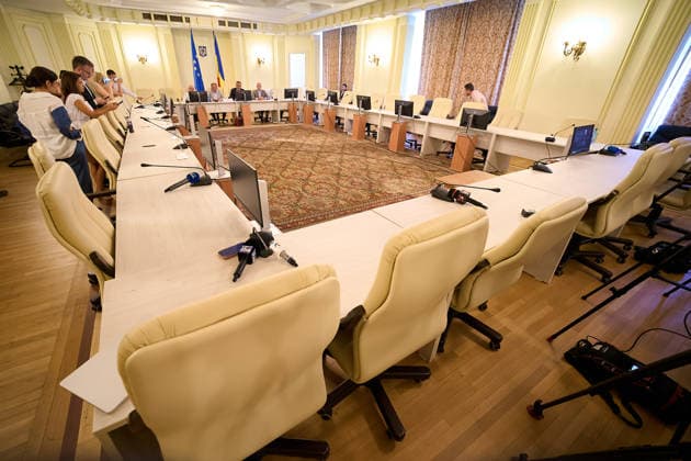 AUR MP Mohammad Murad Proposes Crisis Cell for Romanian Economy and Capital, Bucharest, Romania Bucharest, Romania. 18th Aug, 2026: The meeting o the Committee on Entrepreneurship and Tourism of the Chamber of Deputies, at the Romanian Parliament. AUR MP Mohammad Murad (C), chairman of the Committee, proposed the establishment of a Crisis Cell for the Romanian Economy and Capital, requesting that it become operational within 15 days in order to begin delivering concrete, immediately applicable measures to protect Romanian companies, jobs, investments, and domestic capital. Bucharest Romania Copyright: xLucianxAlecux