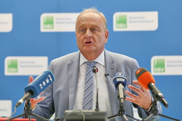 Berlin, Deutschland, 18.08.2026: Haus der Deutschen Land- und Ernährungswirtschaft: Pressekonferenz des Bauernverbands zur Erntebilanz: Joachim Rukwied, Präsident Deutscher Bauernverband *** Berlin, Germany, August 18, 2026 House of the German Agricultural and Food Industry Press conference of the German Farmers Association on the harvest report Joachim Rukwied, President of the German Farmers Association Copyright: xdtsxNachrichtenagenturx dts_130383