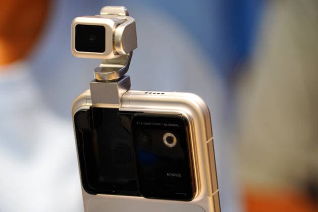BEIJING, CHINA - AUGUST 18: A general view shows the Honor Robot Phone on August 18, 2026 in Beijing, China. The device is marketed as the world s first robot phone and has officially launched for sale.  Copyright: xVCGx 111660704532