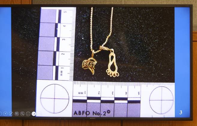 August 18, 2026, Brooksville, Florida, USA: An image of Jewelry, determined to belong to Jennifer Odom, is displayed for jurors during the trial of Jeffrey Crum on Tuesday, Aug. 18, 2026, at the Hernando County Courthouse in Brooksville. Brooksville USA - ZUMAs70_ 20260818_zan_s70_077 Copyright: xDouglasxR.xCliffordx
