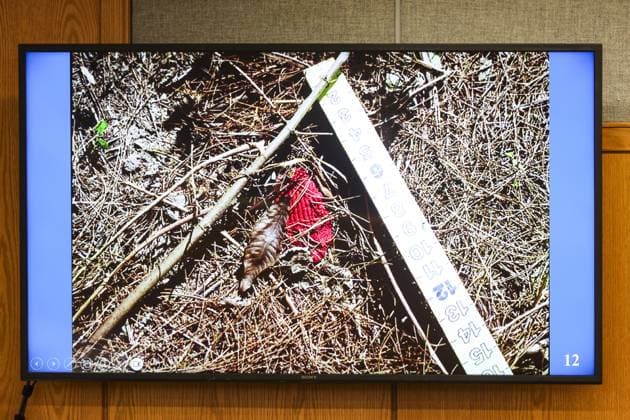 August 18, 2026, Brooksville, Florida, USA: An image of a red sock, determined to belong to Jennifer Odom, is displayed for jurors during the trial of Jeffrey Crum on Tuesday, Aug. 18, 2026, at the Hernando County Courthouse in Brooksville. Brooksville USA - ZUMAs70_ 20260818_zan_s70_082 Copyright: xDouglasxR.xCliffordx