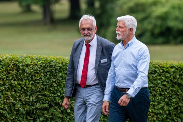 Czech President Petr Pavel, right, and his wife Eva Pavlova, not seen, host meeting on environment, at Lany Chateau, Czech Republic, on August 18, 2026. Participants include scientists, farmers, representatives of companies and nonprofit organizations, experts and influencers. On the left side is seen biochemist Libor Grubhoffer. (CTKxPhoto OndrejxDeml) CTKPhotoP2026081804836  CTKPhotoP2026081804836