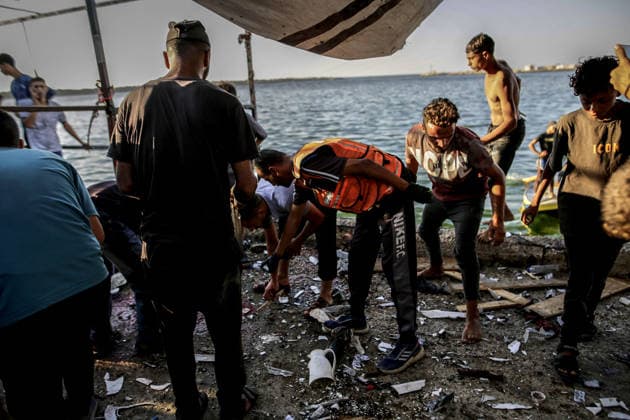 Israeli drone strike on crowded Gaza cafe kills 6 Palestinians GAZA CITY, GAZA, PALESTINE - AUGUST 18: (EDITORS NOTE: Image depicts graphic content) Palestinians inspect at destroyed beachfront cafe in Gaza City, Gaza, Palestine on August 18, 2026, following an Israeli airstrike that killed at least six people, including a child, and injured more than 12 others. The attack on the civilian gathering spot occurred despite recent calls from U.S. President Donald Trump urging Israel to halt its military operations across the Gaza Strip, as local rescue teams worked to retrieve victims from the damaged structure. Saeed M. M. T. Jaras Anadolu Gaza City Gaza. Editorial use only. Please get in touch for any other usage.  Copyright: x2026xAnadoluxSaeedxM.xM.xT.xJarasx