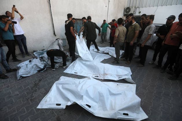 Palestinians Mourn Six Killed in Israeli Strike Near Gaza Port Palestinians mourn the bodies of six people, including a child, at al-Shifa Hospital in Gaza City, on August 18, 2026, after they were killed in an Israeli airstrike that targeted a gathering of civilians near the city’s port, according to Palestinian medical sources. Photo by Bilal Osama apaimages Gaza city Gaza Strip Palestinian Territory 180826_Gaza_BO_01(18) Copyright: xapaimagesxBilalxOsamax xapaimagesx